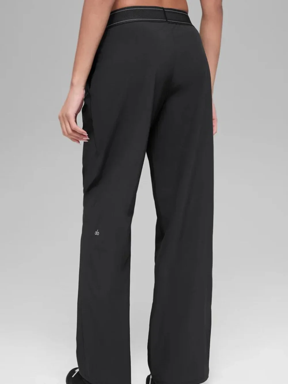 🎉NWT ALO Yoga Suit Up Trouser Black🍷Relaxed Wide Leg Pants 30